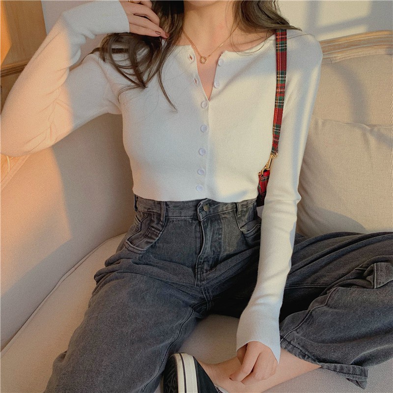 Áo croptop yan tay dài ulzzang Hus chất dày dặn phối cúc form kiểu ôm mang phong cách hiện đại CR01