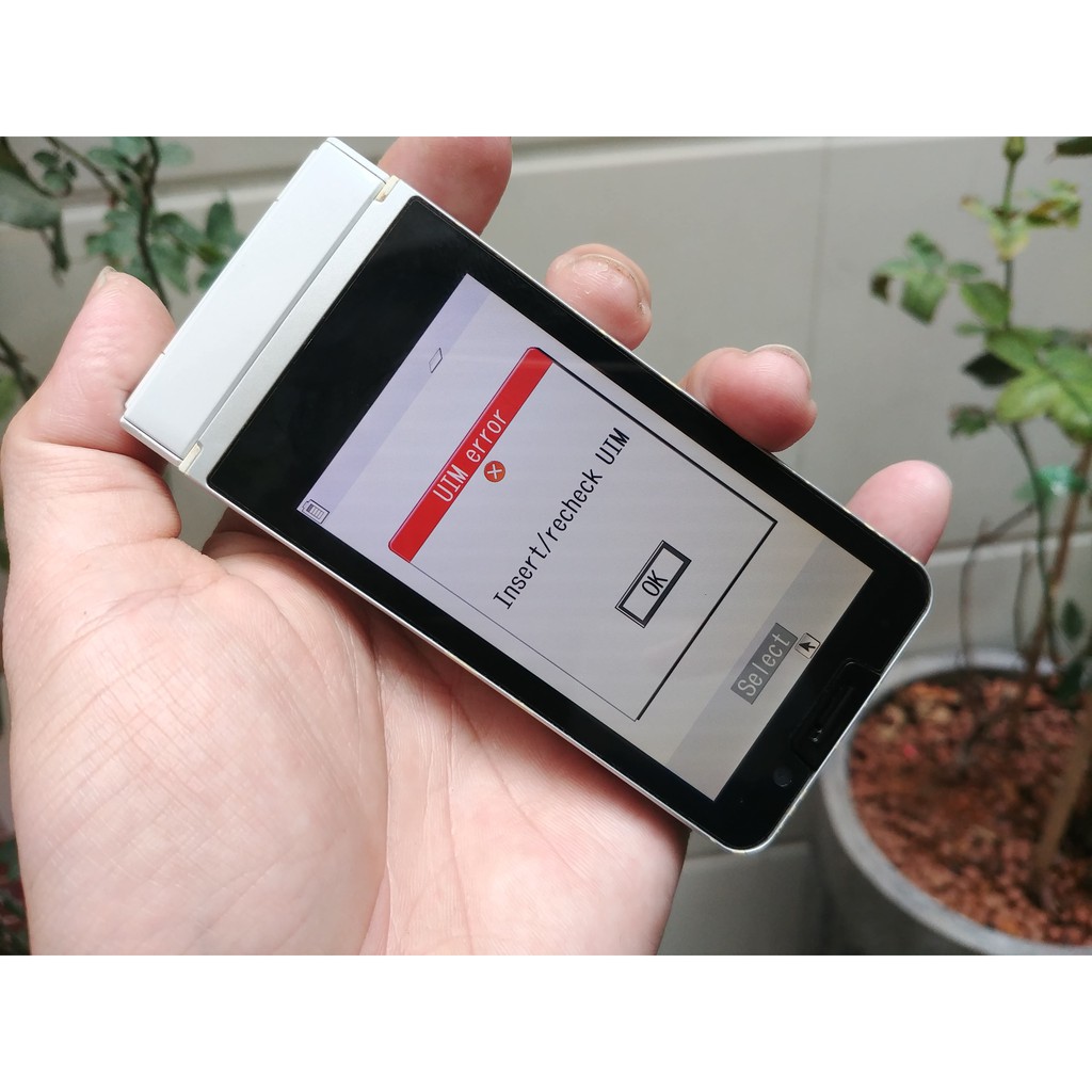 Điện thoại NEC N-04B màu trắng