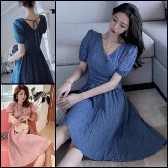 Đầm vải nhún cột nơ sau hở lưng màu HỒNG & XANH 2 cách mặc  BeFashion