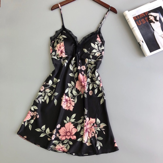 Váy ngủ 2 dây hoa phi lụa ( sẵn )