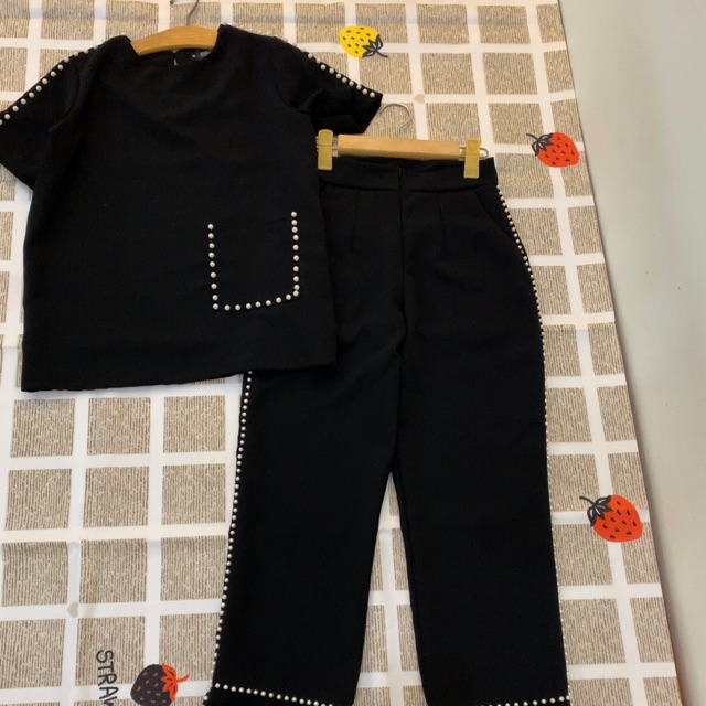 Combo 2 set hông và váy đen