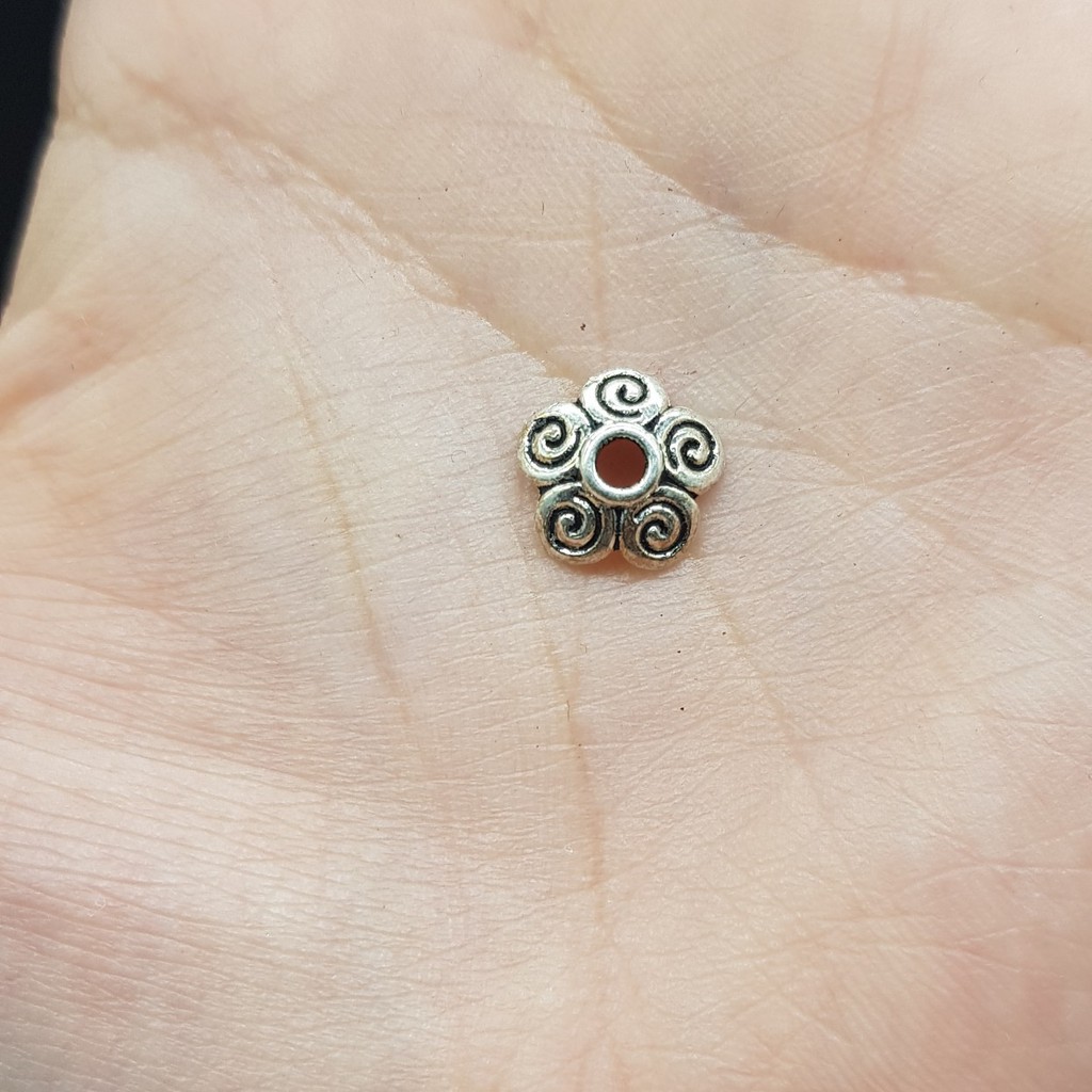 Charm Ốp Hoa phối vòng - Mỹ ký (tỉ lệ bạc 5%) | BigBuy360 - bigbuy360.vn