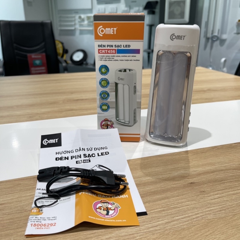 Đèn pin sạc led COMET CRT456 6W,