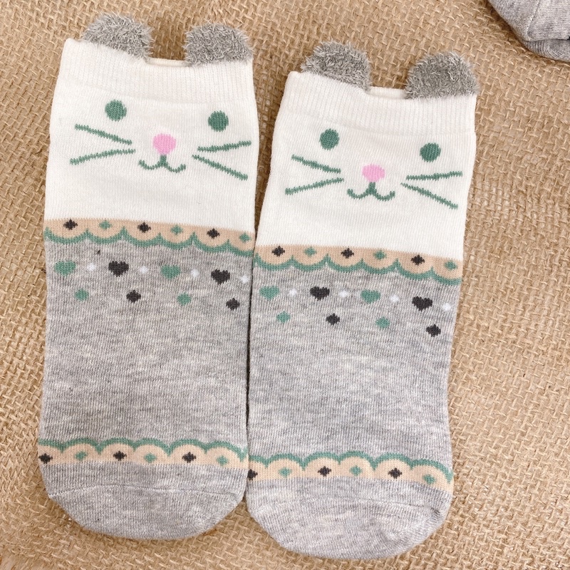 Tất vớ xinh cute