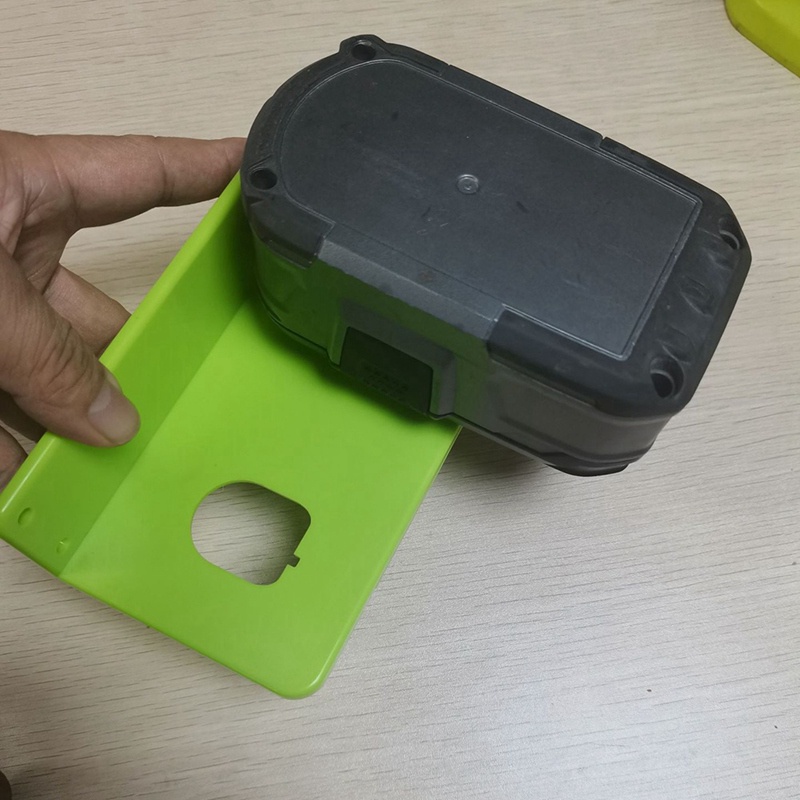 Bộ 4 Giá Đỡ Pin Ryobi 18V + 2 Phụ Kiện Đi Kèm