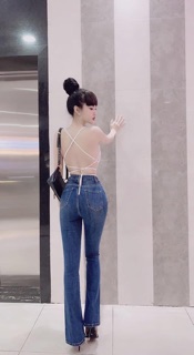 Áo lưng đan dây có mút ngực