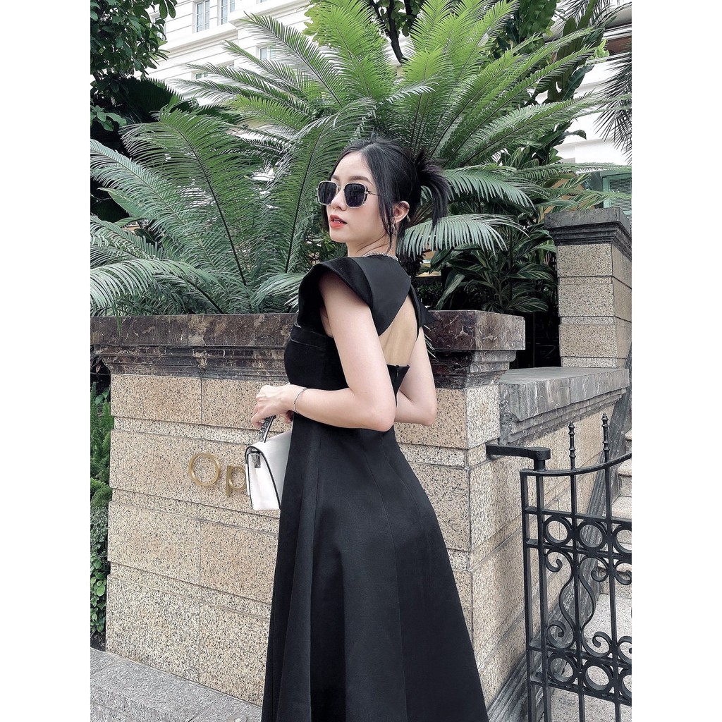 Đầm midi đen thiết kế dáng xòe, hở lưng sang chảnh
