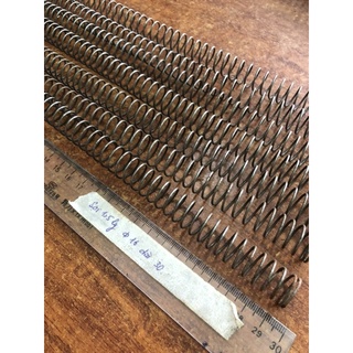 lò xo nén sợi 1,5 ly phi 16 dài 30
