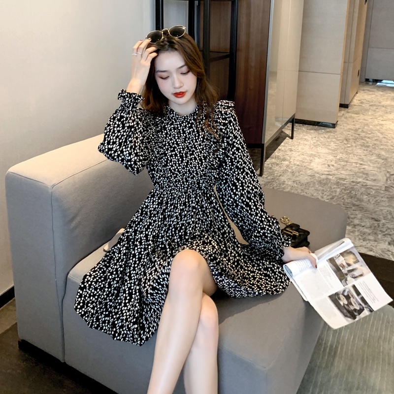 Đầm Midi Tay Dài Cổ Tròn Hoạ Tiết Hoa Phong Cách Vintage