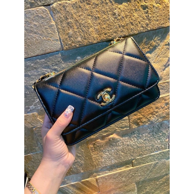 Túi Đeo Chéo X Nẹp Sắt size 19cm | BigBuy360 - bigbuy360.vn