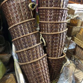 Gùi làm bằng mây