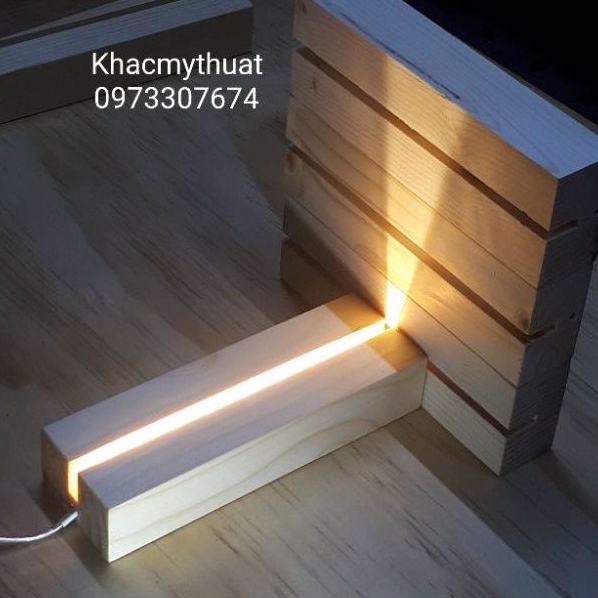 Đế led gỗ Nguyên Khối