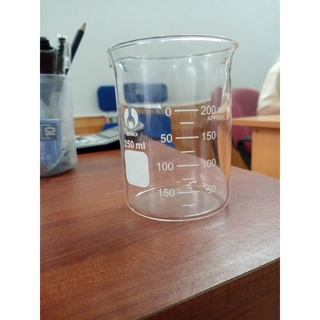 Cốc thủy tinh có mỏ 1000ml chịu nhiệt