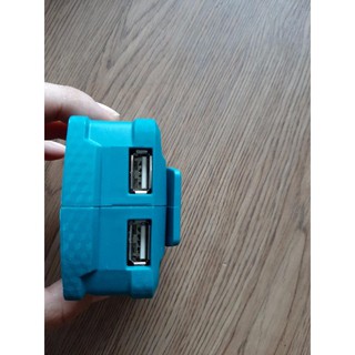 Phụ kiện sạc USB Lithium 20V TOTAL TUCLI2001