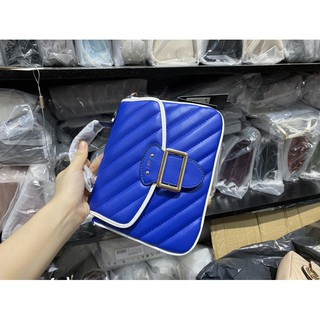 Túi LYN MADDY HANDBAG tay cầm 𝐦𝐚̂̃𝐮 𝐦𝐨̛́𝐢