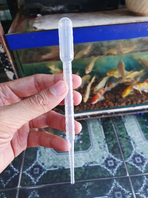 ỐNG BÓP LIỀU LƯỢNG NƯỚC CHO HỒ CÁ NON BỘ