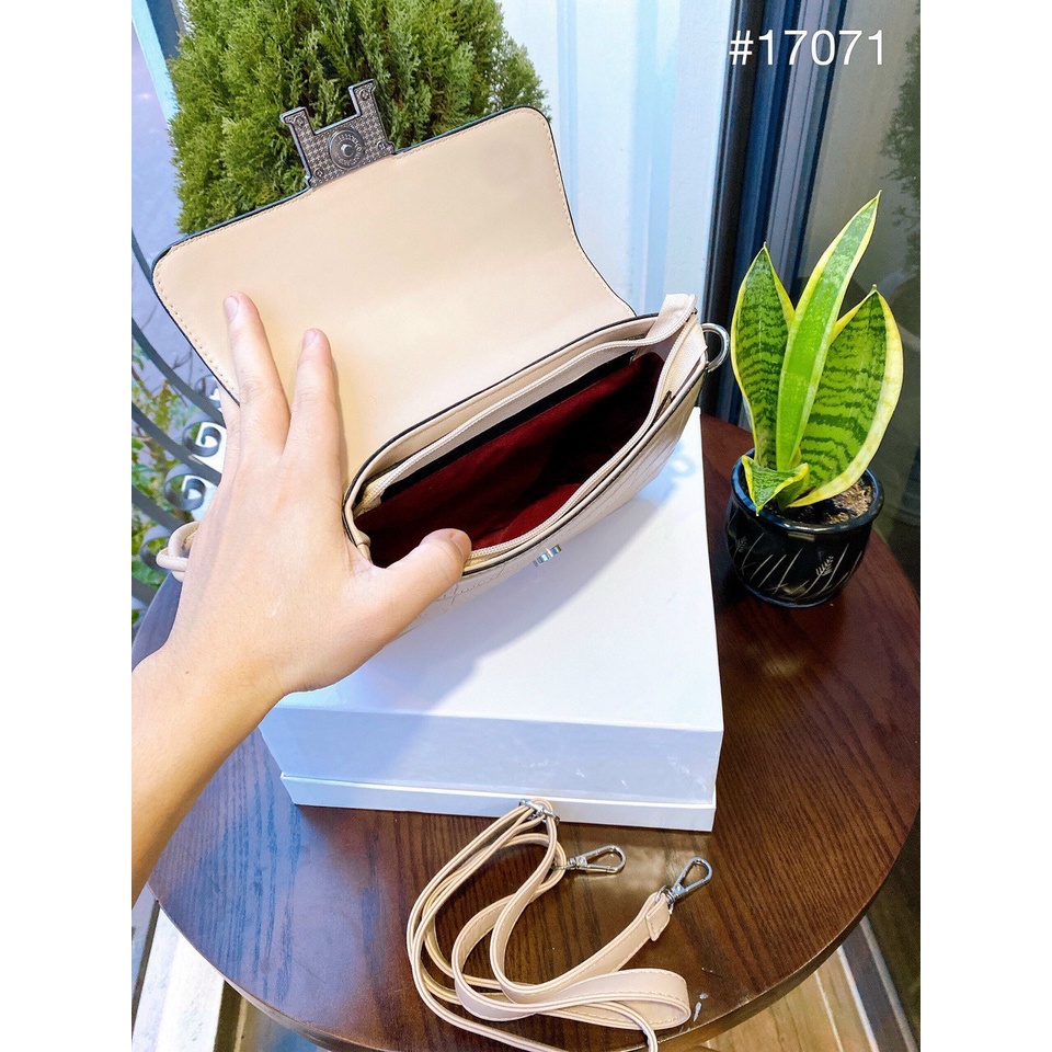 Túi xách nữ đeo chéo 4 màu chữ H hot trend 2022