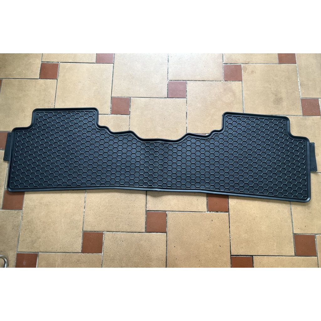 Thảm trải sàn , lót sàn cao su Toyota Camry 2013-2018 và 2019-2022