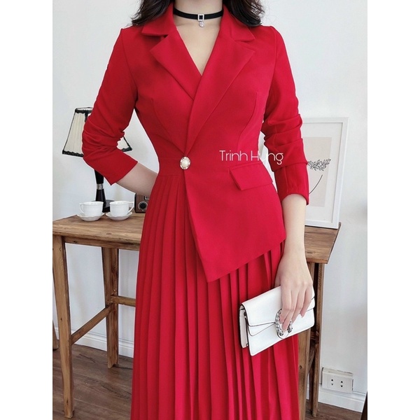 VÁY DẬP LI CỔ VEST