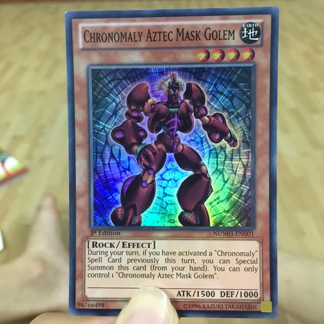 Thẻ bài yugioh “Chronomaly Aztec Mask Golem”