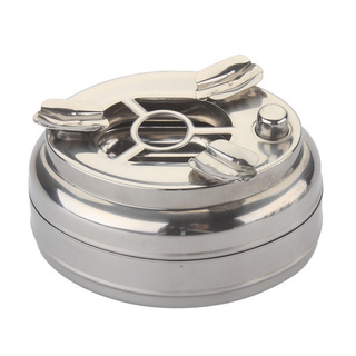 GẠT TÀN THUỐC INOX CÓ 2 NGĂN, CÓ NÚT NHẤN CHO TÀN THUỐC RỚT XUỐNG.
