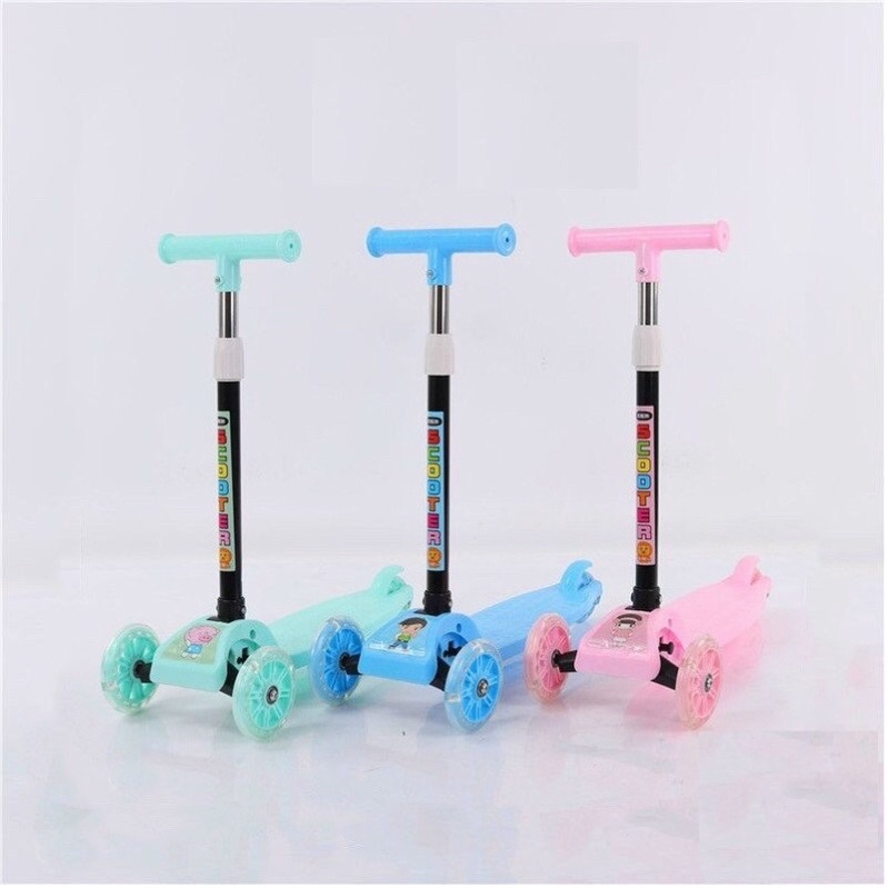 Xe trượt Scooter cho bé từ 2-8 tuổi có đèn, nhạc ,phát sáng siêu xịn