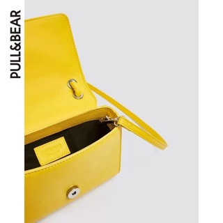Túi vàng pull and bear🌻🌻