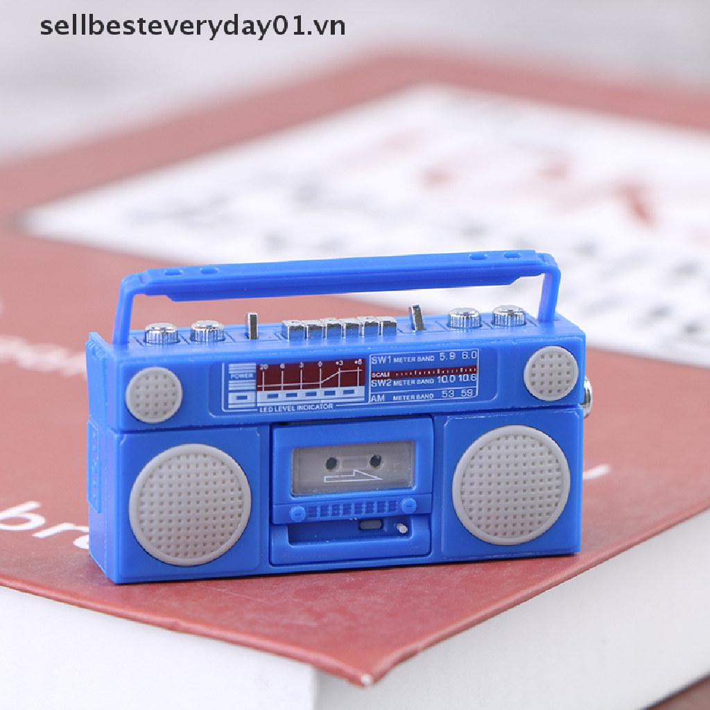 Mô hình radio mini hoài cổ trang trí nhà búp bê