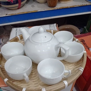 Bình trà và  6 tách trà sứ trắng