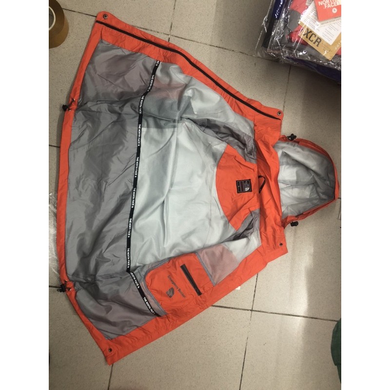 Áo gió VNXK North Face 2 Lớp - Đỏ cam