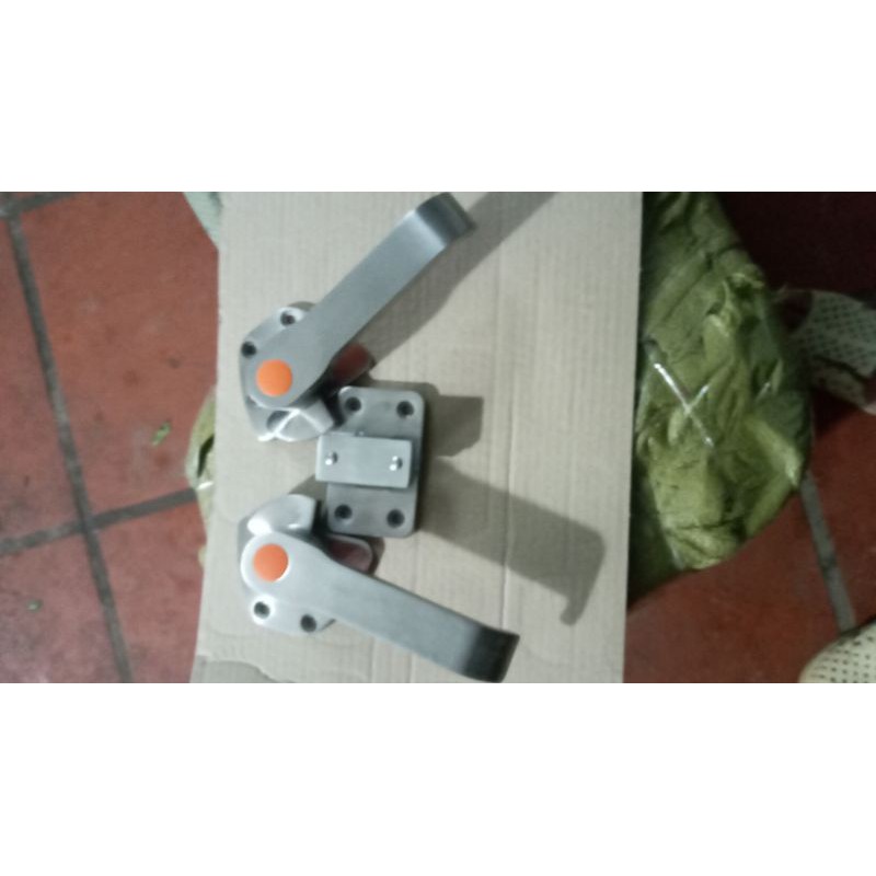 Bộ khóa đôi cho tủ cơm 2 cánh , 2 tay trái phải