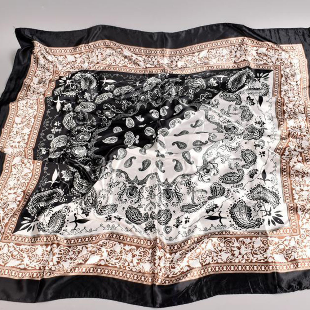 1 Khăn Choàng Cổ Vải Satin Hai Màu In Hình Lisa Cỡ 90x90cm Cho Nữ