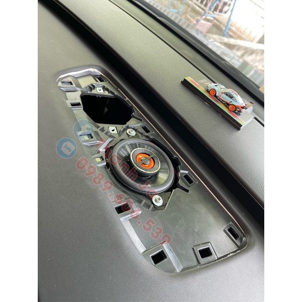 1 Cái Loa Center JBL GX 328 , BH Điện Tử , Miễn Phí Gia Gia Công Mặt Dưỡng