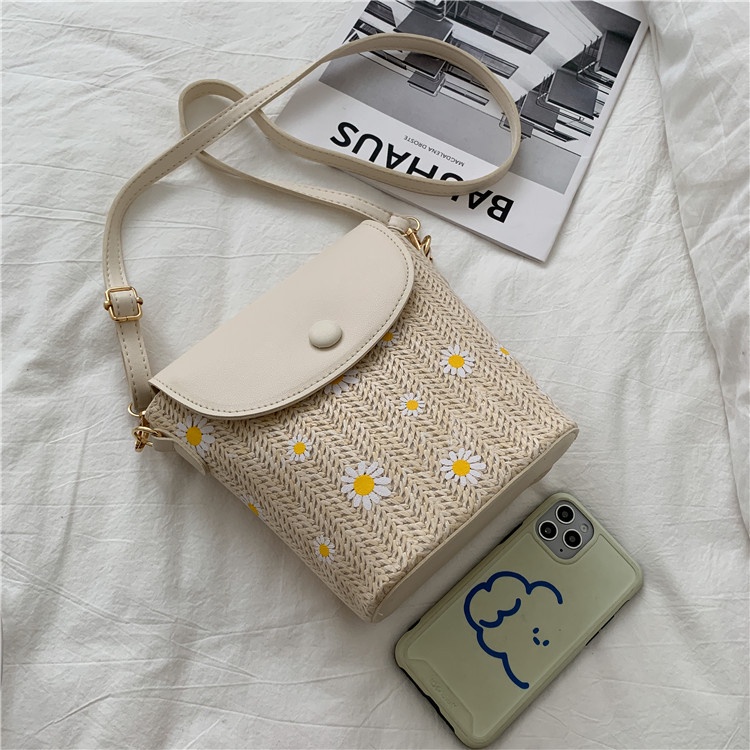 Túi Xách Cói Đeo Chéo Hoa Cúc Phối Nắp Da Mới Phong Cách Hàn Quốc