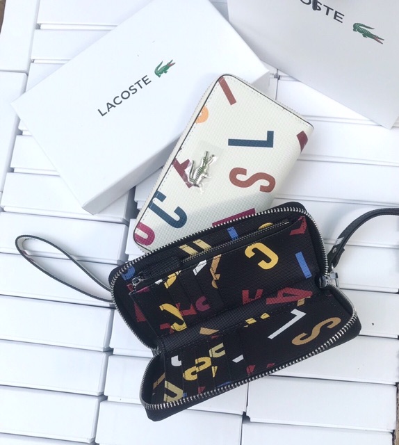 Mẫu ví dây kéo có quai cầm tay