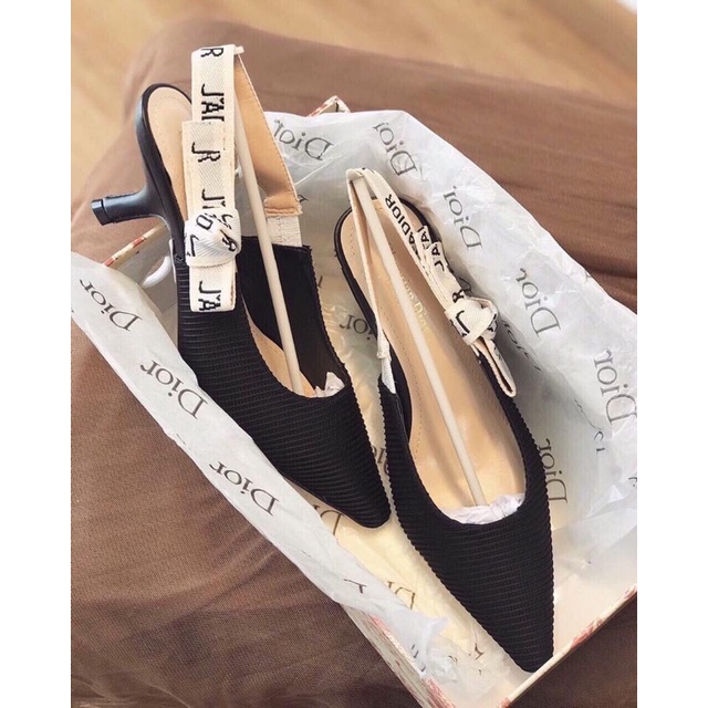 Giày sandal gân jadior