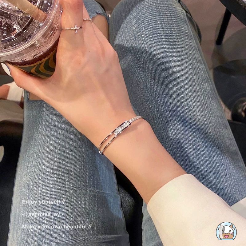 Vòng Tay Đính Đá Toàn Diện Phong Cách Hàn Quốc