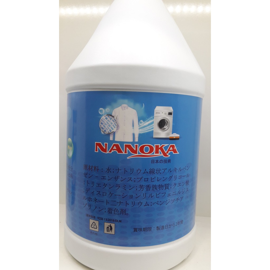 Nước giặt quần áo Nanoka - 4l