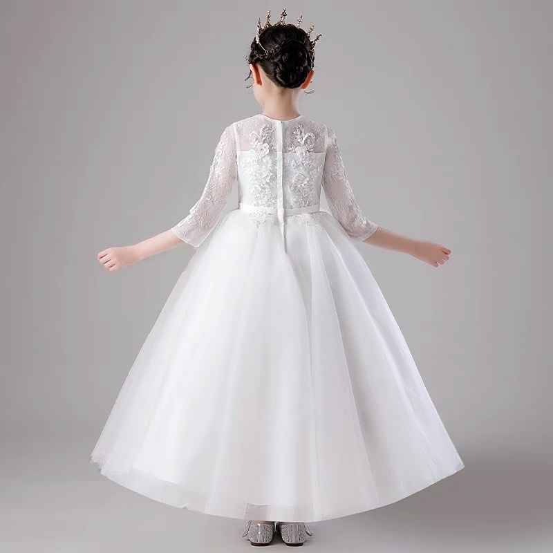 Váy trắng bé gái size 110cm