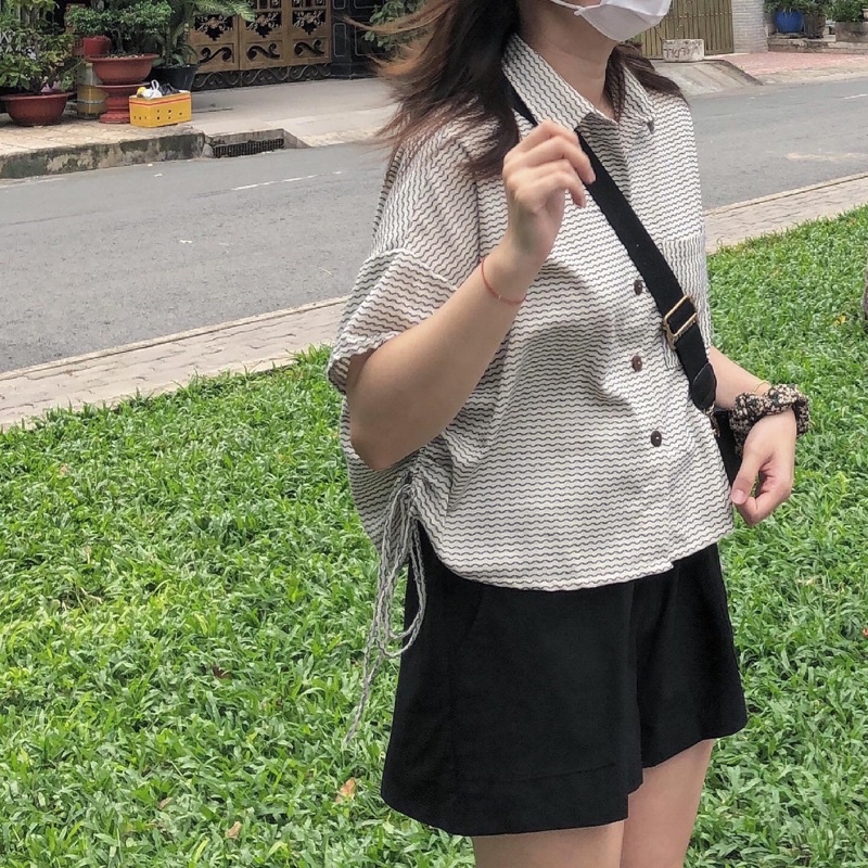 Sơ mi dáng vuông dây rút - MOME.VN