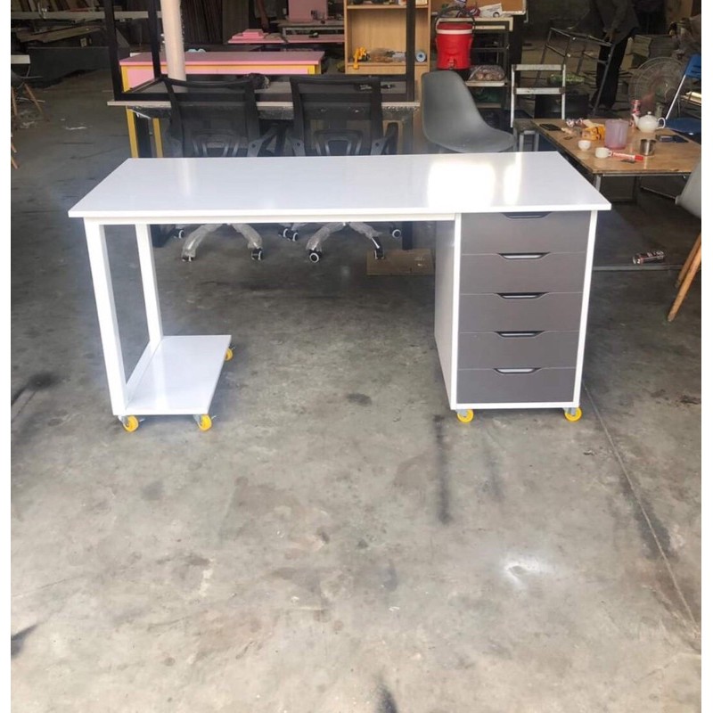 Bàn kệ khung sắt kệ CPu tủ năm ngăn kèm bánh xe