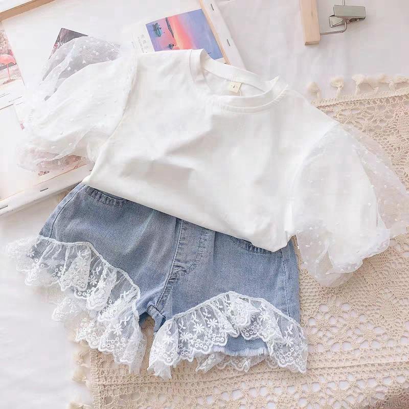 Set Áo Kiểu Tay Phồng Phối Ren Và Quần Short Denim Cho Bé Gái