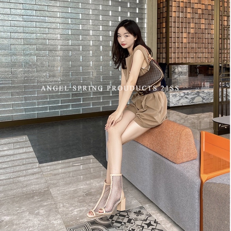 Boost lưới hỡ mũi