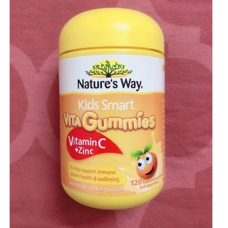 kẹo dẻo Nature’way Kid Smart Vita Gummies bổ sung vitaminC và kẽm cho trẻ