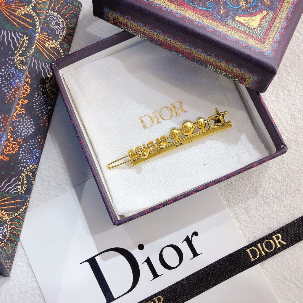 Kẹp tóc Dior đính đá và ngọc trai dễ thương thời trang cho nữ