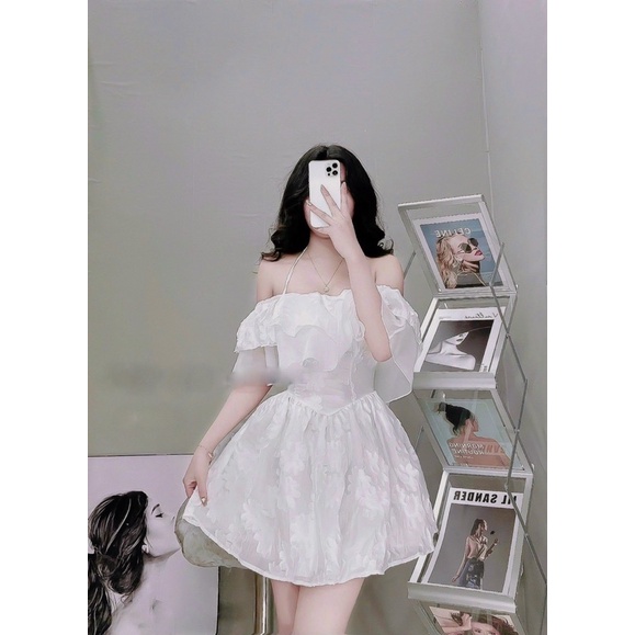Váy 2 dây ren hoa bèo tầng