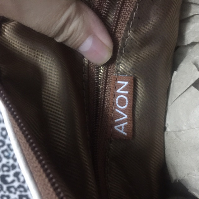 Thanh lý túi trống hiệu Avon new