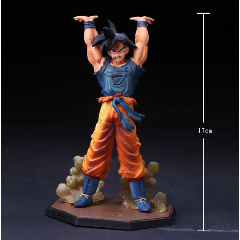 MÔ HÌNH SON GOKU TUNG CHƯỞNG GENKIDAMA (QUẢ CẦU KÊNH KHI) - DRAGON BALL