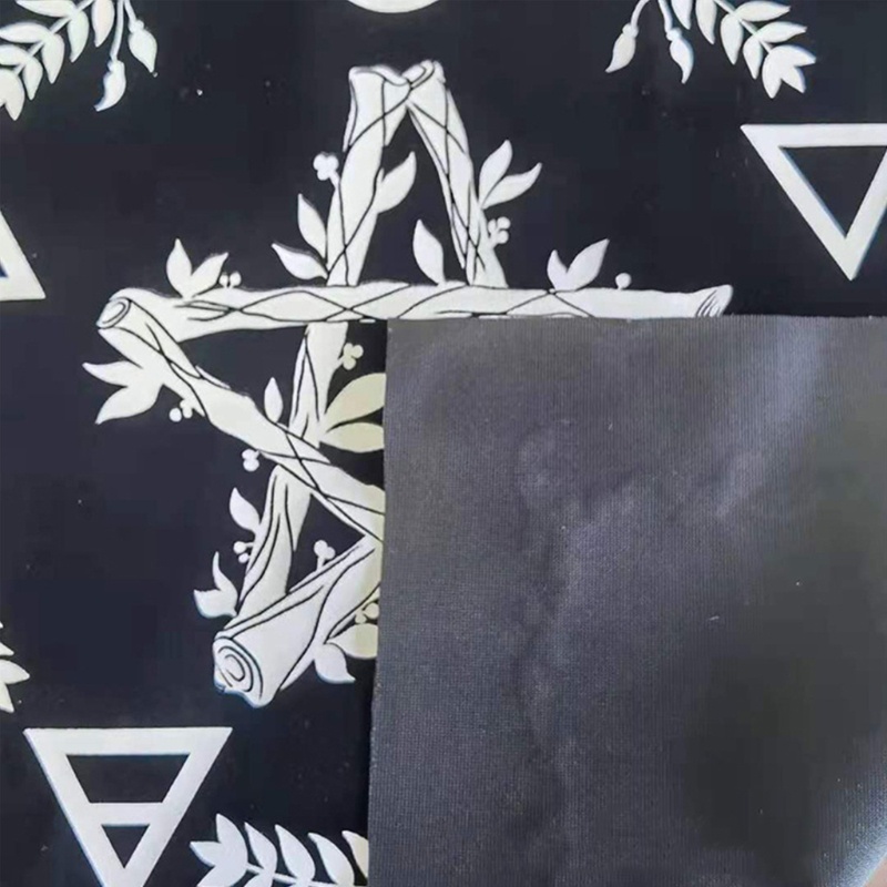 Khăn Trải Bàn Hình Vuông Cho Người Mới Bắt Đầu Chơi Game