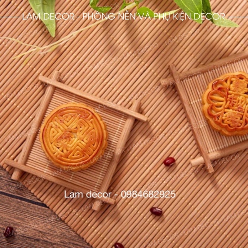 Khay tre, thìa gỗ dùng trang trí khi chụp ảnh